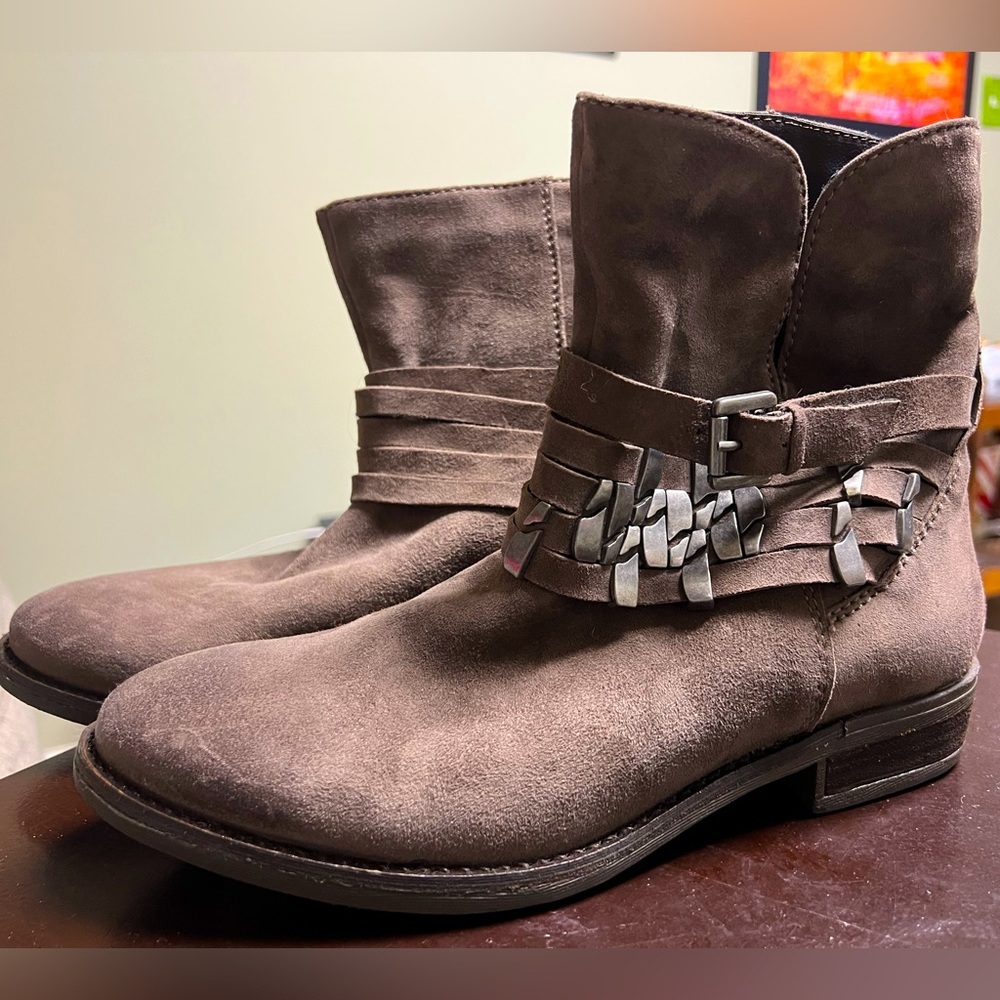 Steve Madden Brown Traker Moto Booties Size 8.5 NWT